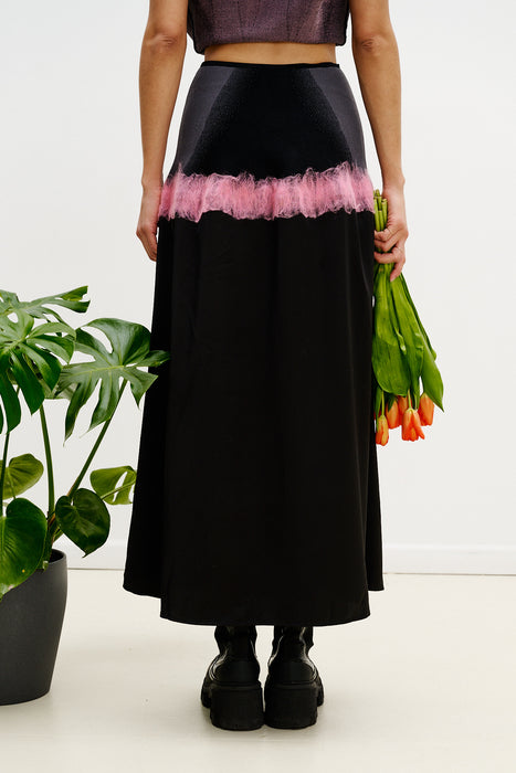 ZINYA NEEDLE PUNCH MAXI SKIRT