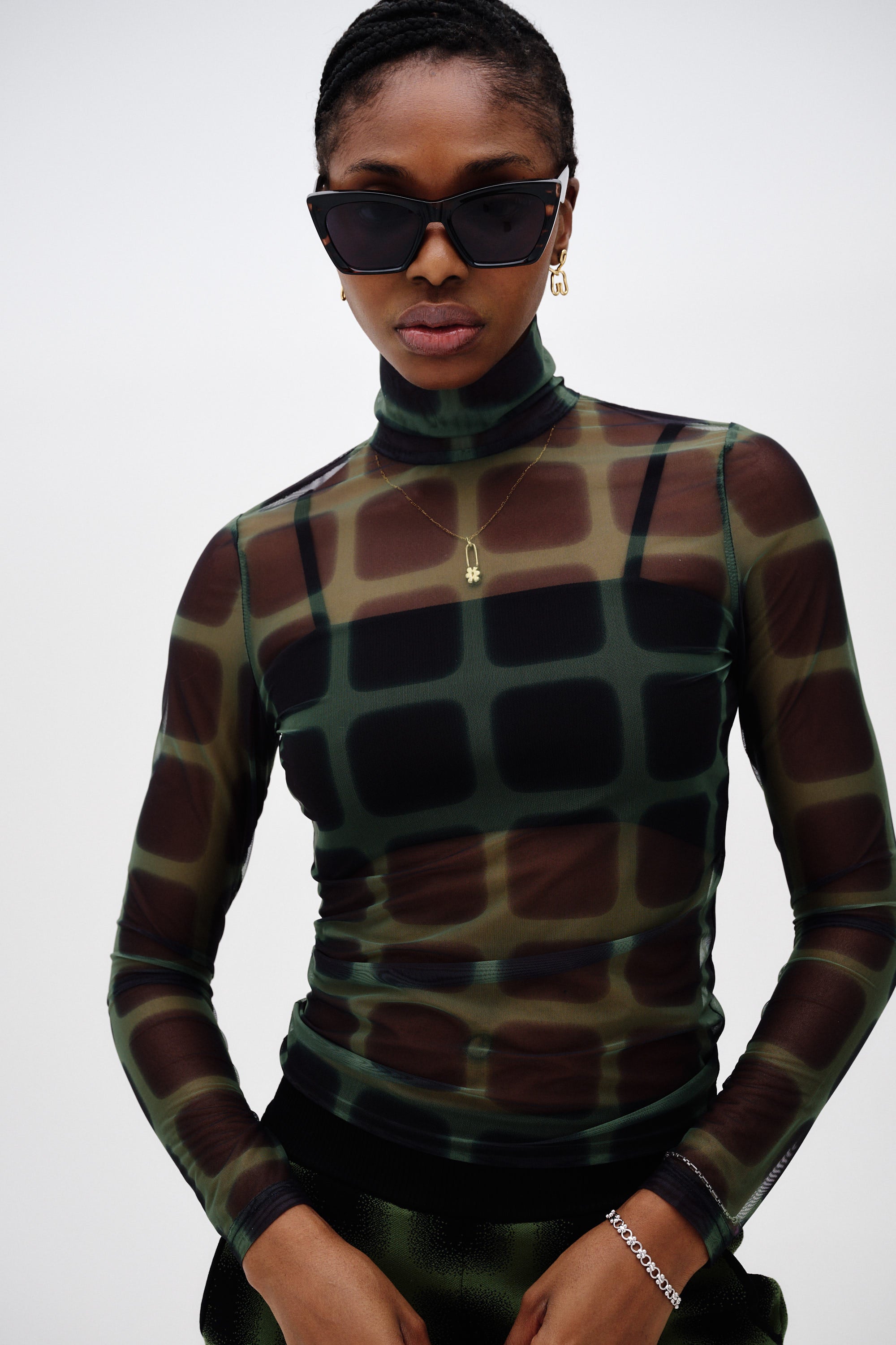 SULLEY PLAID TURTLENECK TOP– PH5