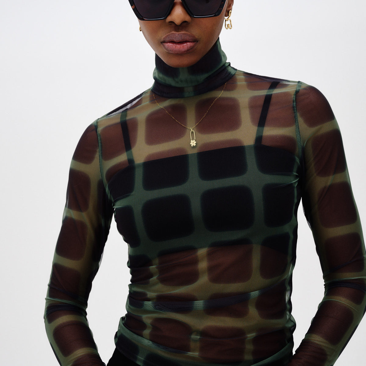 020524_PH5_AW24_2460_1200x1200