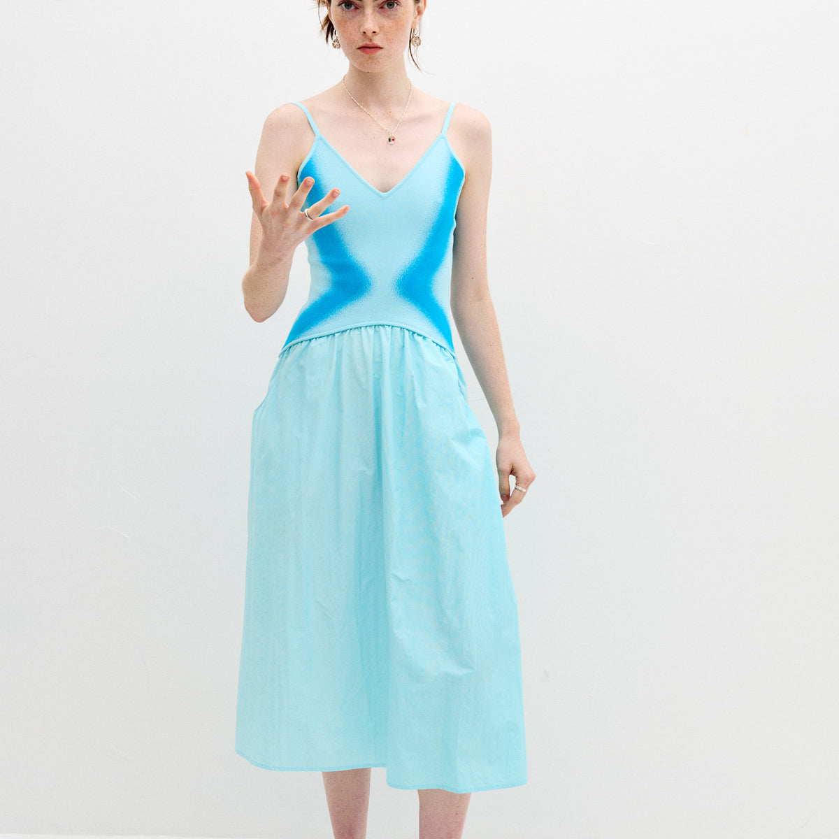 082924_PH5_1227_1200x1200_crop