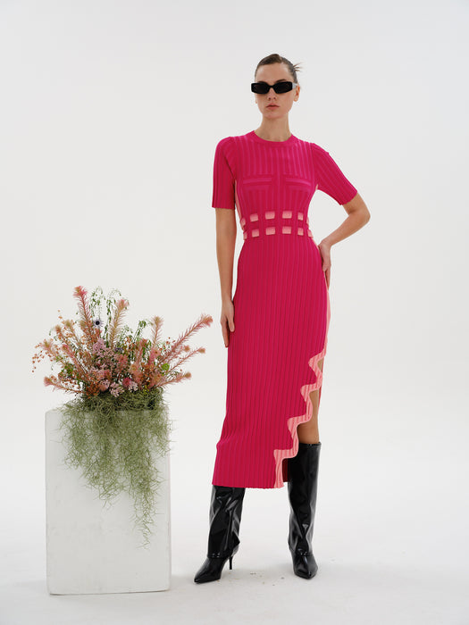 JODIE PLEATED DRESS WITH WAVY SIDE SLIT
