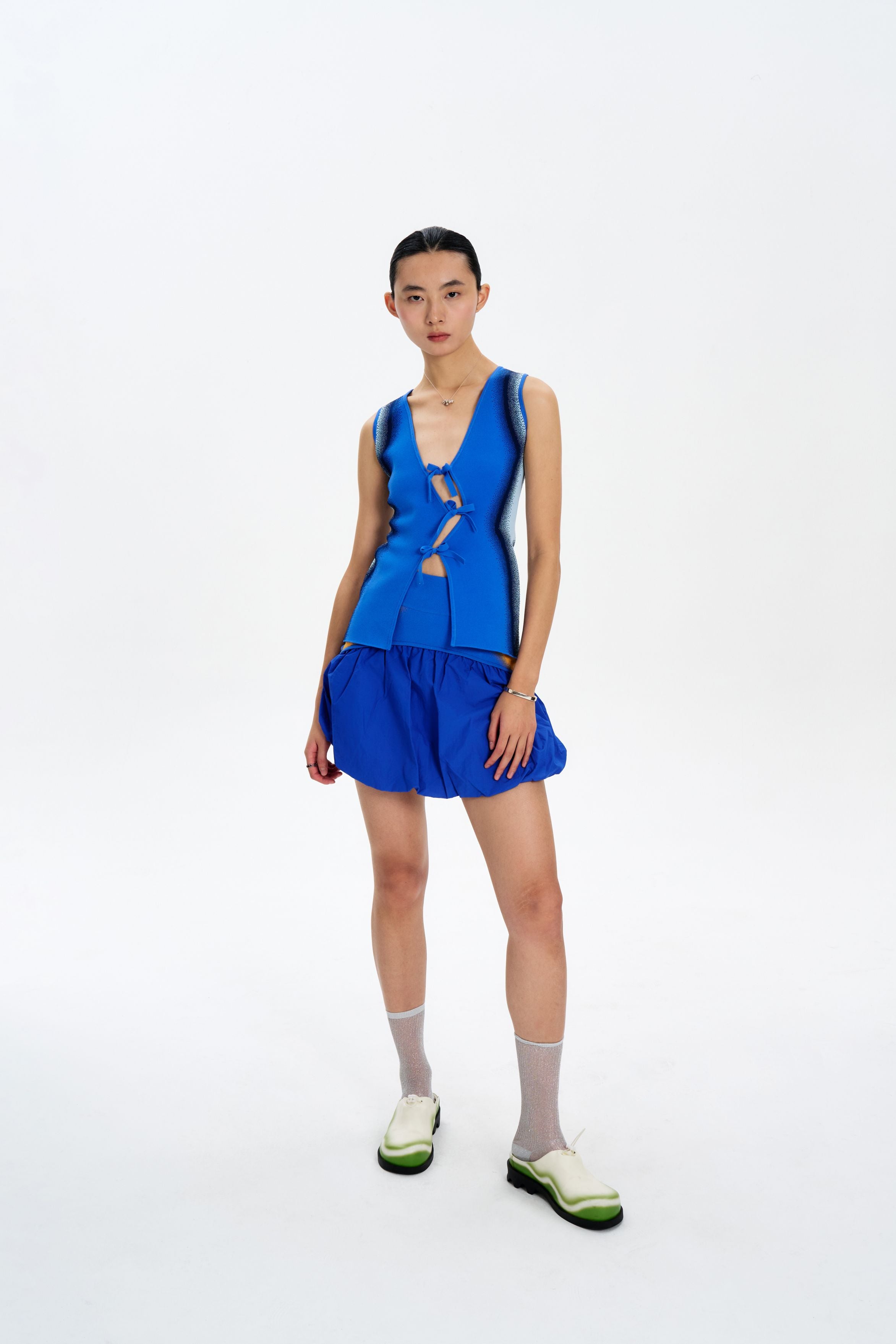 NOVA CHERRY PRINT VEST– PH5